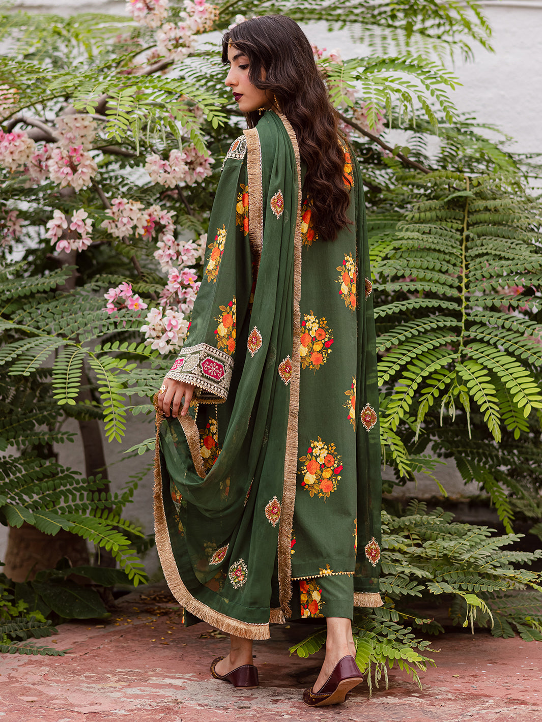Mahnur | Gulzar Winter 25 | G - 05-2