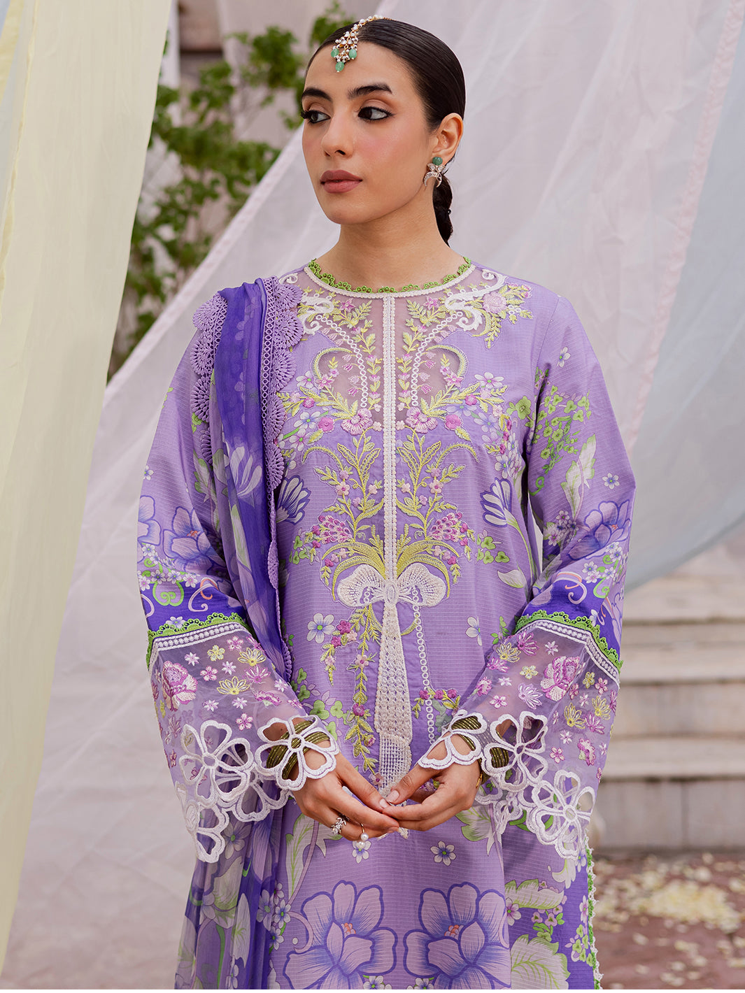 Mahnur | Gulzar Winter 25 | G - 07-4
