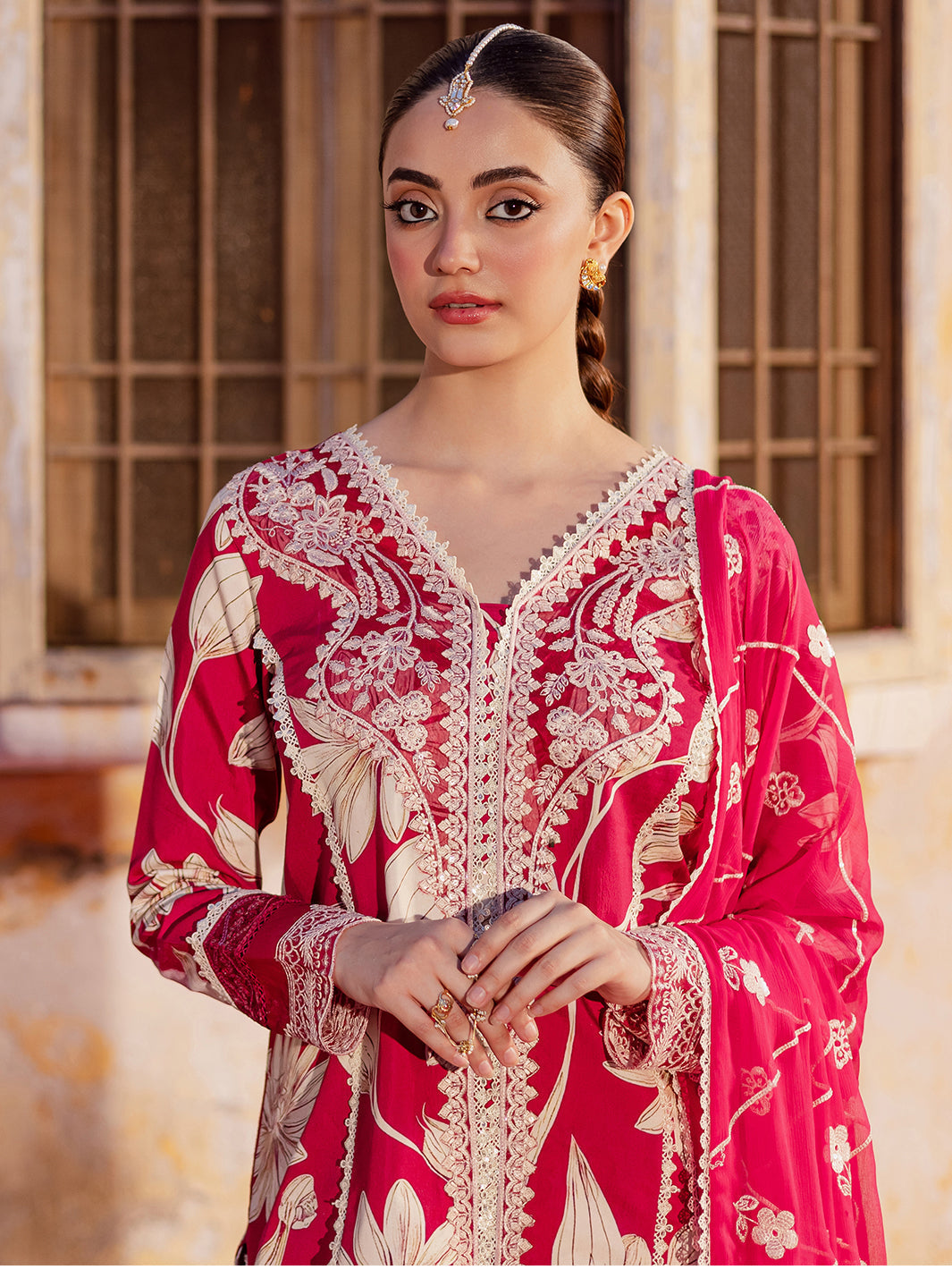 Mahnur | Gulzar Winter 25 | G - 11-4