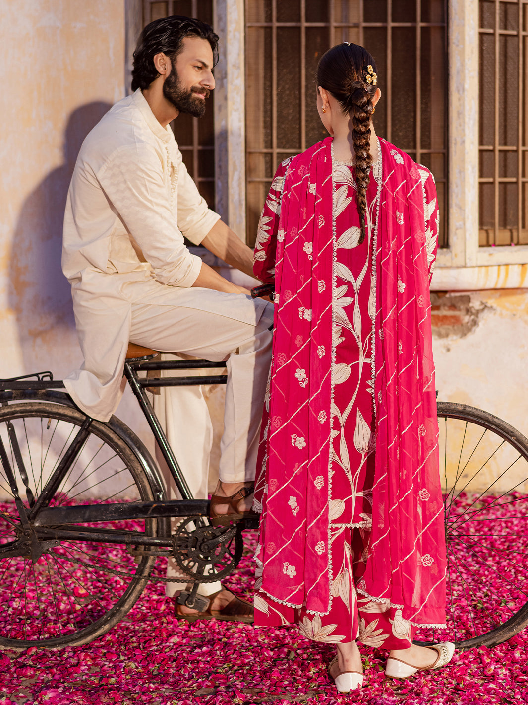 Mahnur | Gulzar Winter 25 | G - 11-2