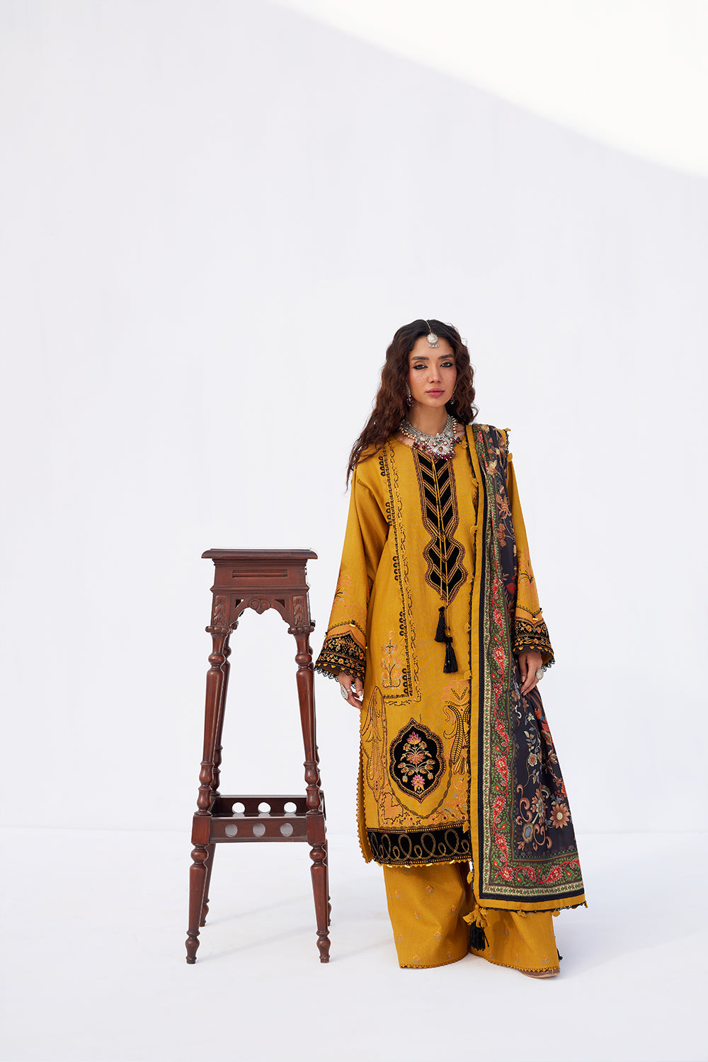 Saira Rizwan | Winter Khaddar 25 | ZARD-SRW25-03, image 4