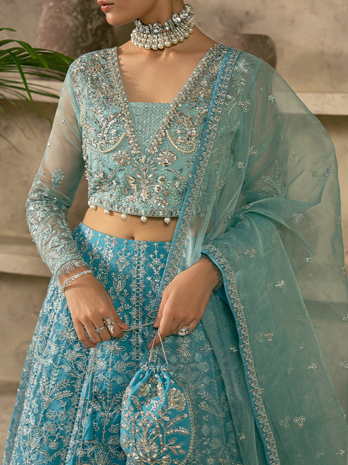 Gulaal | Azira Luxury Formals | ELARIA, image 3