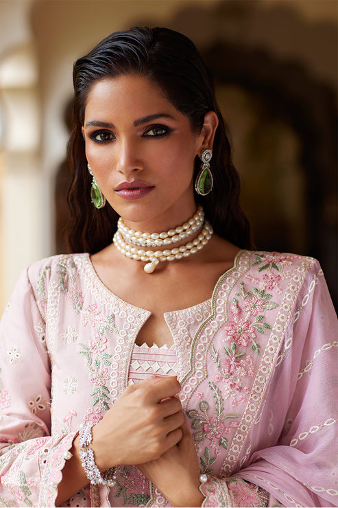 Gulaal | Luxury Lawn 25 | Magnolia -  Gulaal Ladies Clothes -  House of Maryam