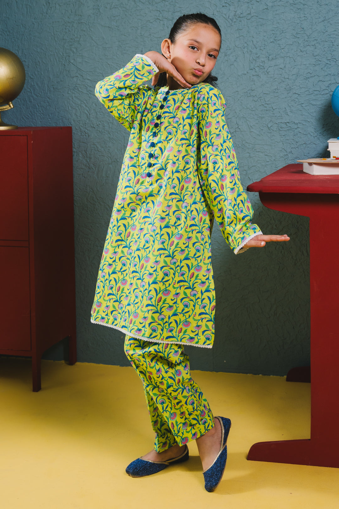 Zellbury Girls | 2 Piece Cambric | Kurta Trouser - 2679 -  Zellbury Girls Essential Pret - Original Designer Dress - House of Maryam