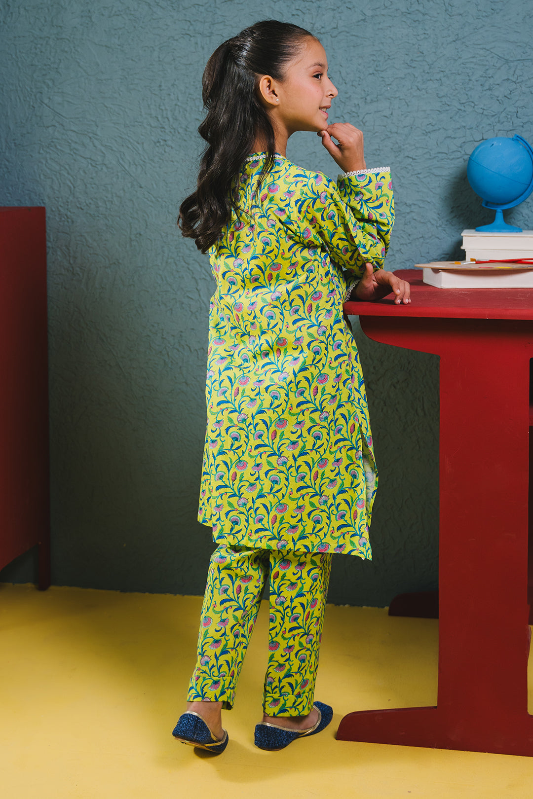Zellbury Girls | 2 Piece Cambric | Kurta Trouser - 2679 -  Zellbury Girls Essential Pret - Original Designer Dress - House of Maryam