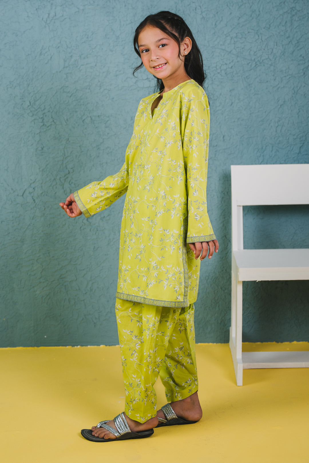 Zellbury Girls | 2 Piece Lawn | Kurta Trouser - 2410 -  Zellbury Girls Essential Pret - Original Designer Dress - House of Maryam