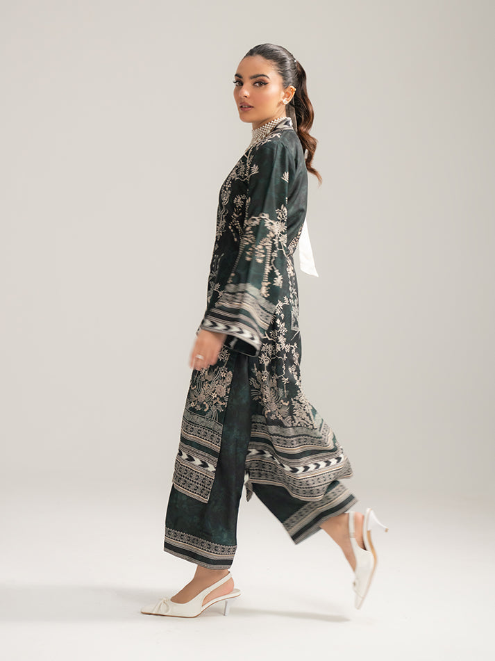 Gulaal | Winter Basics | Lumi-5