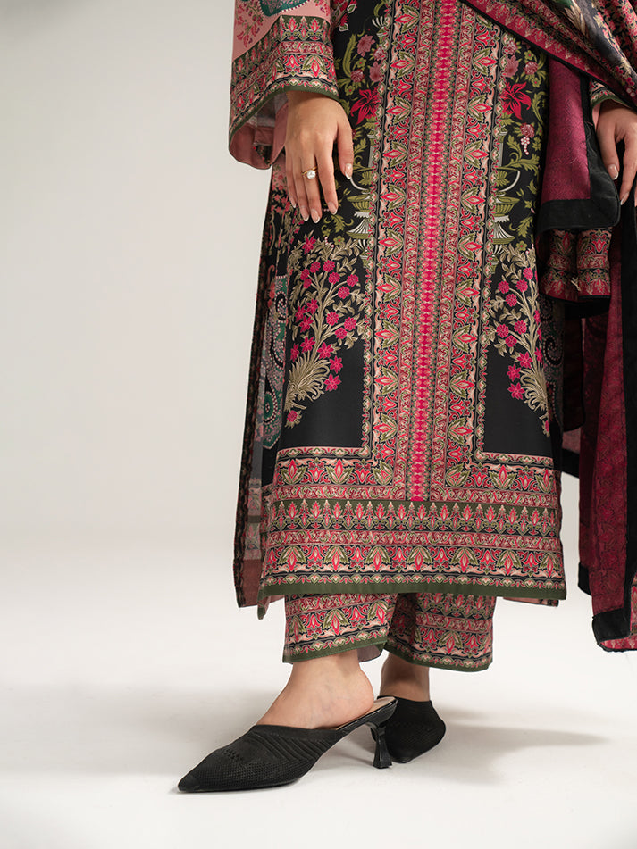 Gulaal | Winter Basics | Irel-10