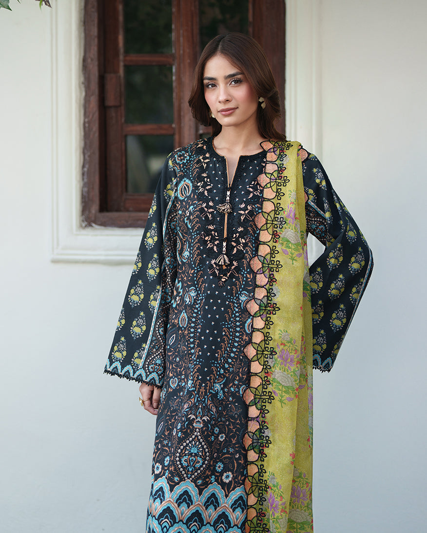 Roheenaz | Whispered Florals | Garden Mist-4