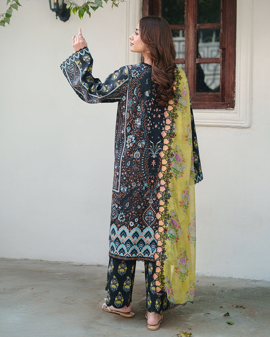Roheenaz | Whispered Florals | Garden Mist, image 2