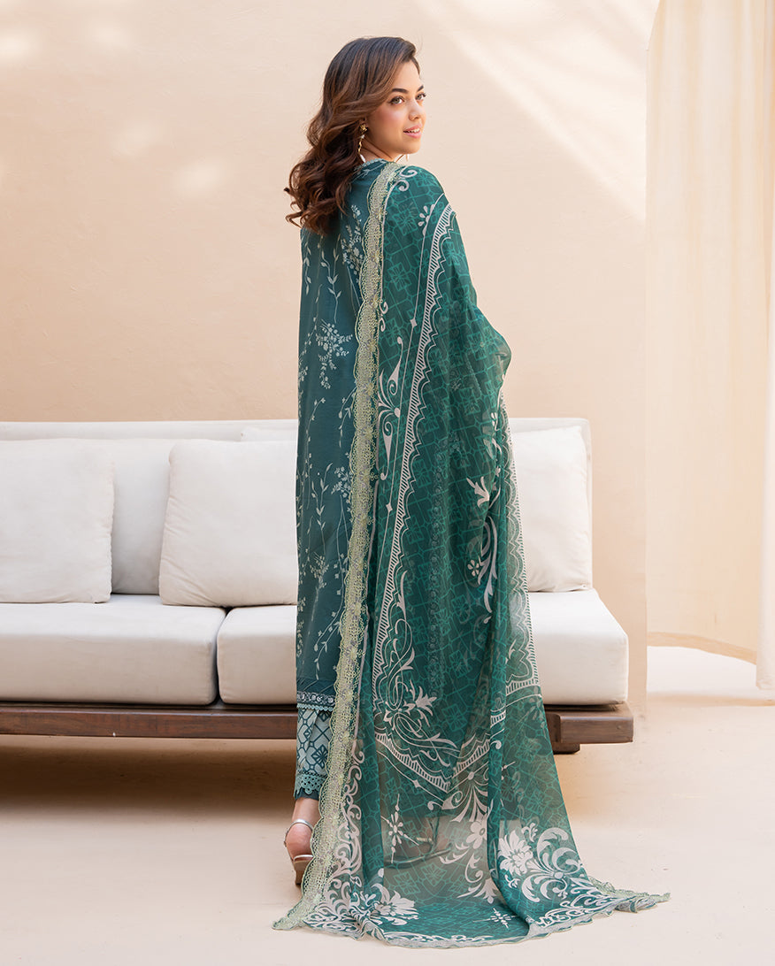 Roheenaz | Summer in Bloom | Gardenia Veil-2
