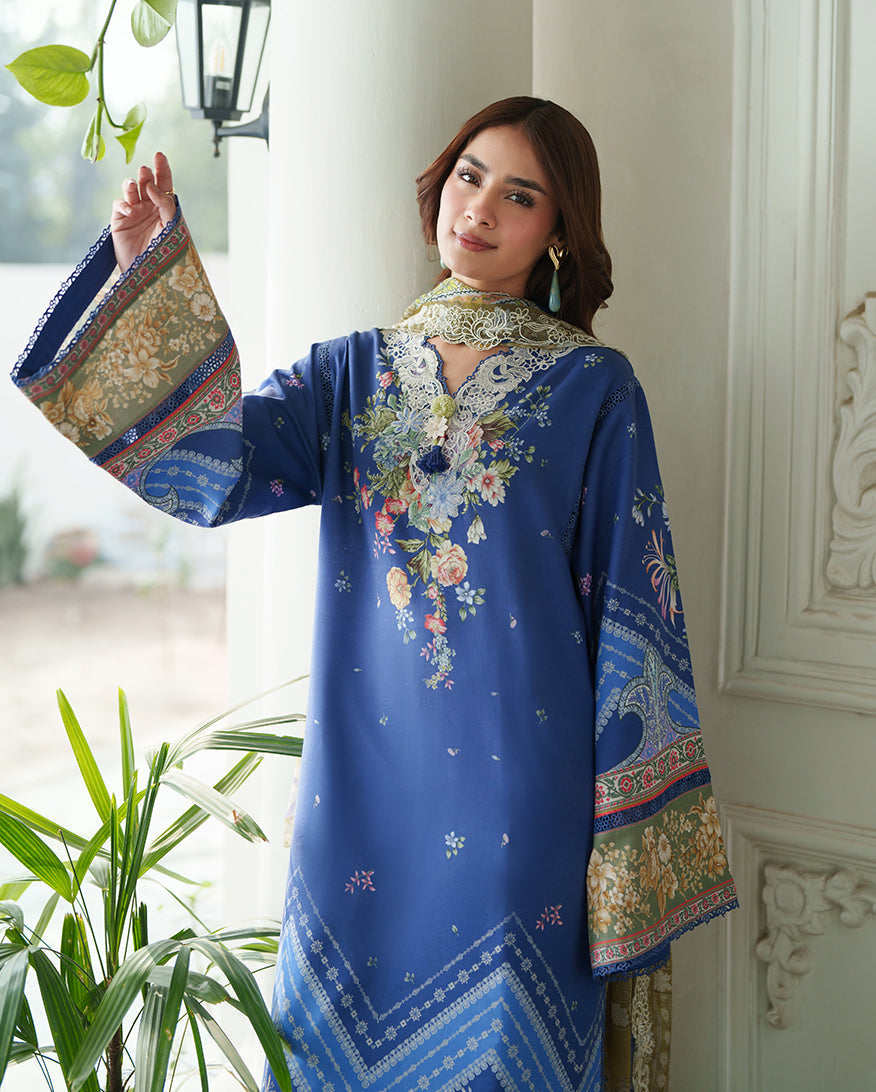 Roheenaz | Whispered Florals | Gentle Petals, image 3