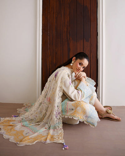 Roheenaz | Sunlit Tales Printed Embroidered Edit | Glowleaf