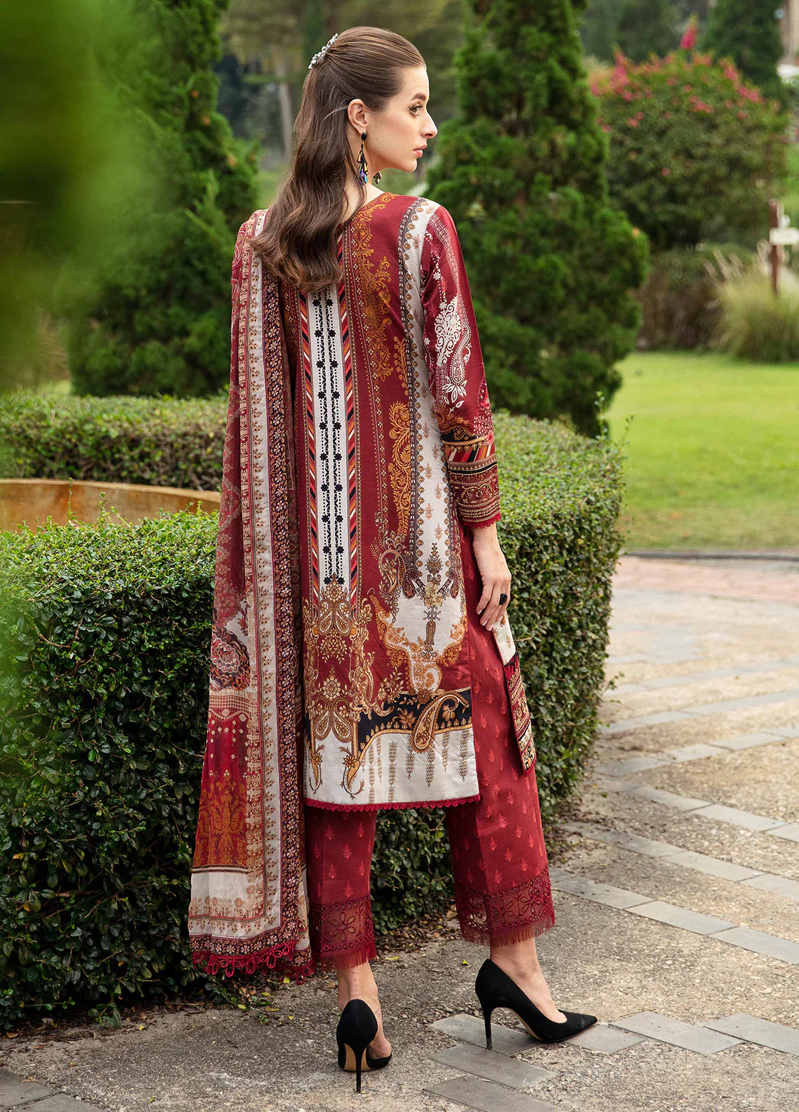 Gulaal | Springtime Ballet | AMARYLLIS (GL-L-24V1-09) by Designer Gulaal - House of Maryam - Pakistani Designer Ethnic Wear in {{ shop.shopifyCountryName }}