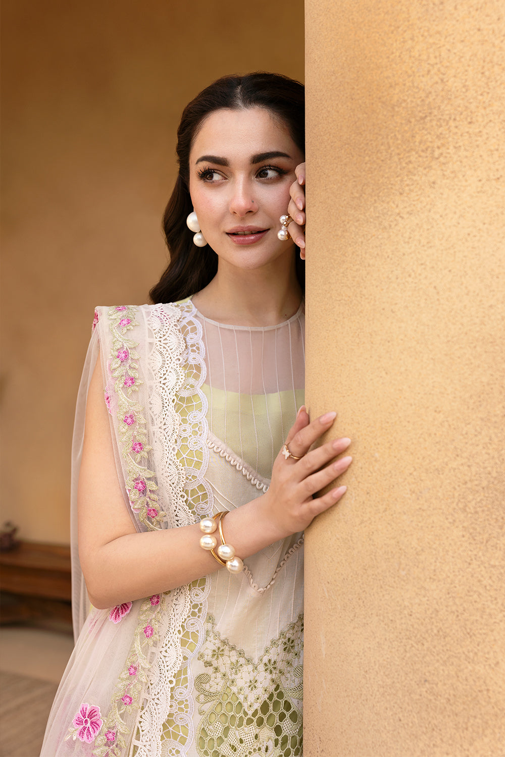 Saira Rizwan | Luxury Lawn 25 | VERA-SRL25-05 -  Saira Rizwan Ladies Clothes - Original Designer Dress - House of Maryam