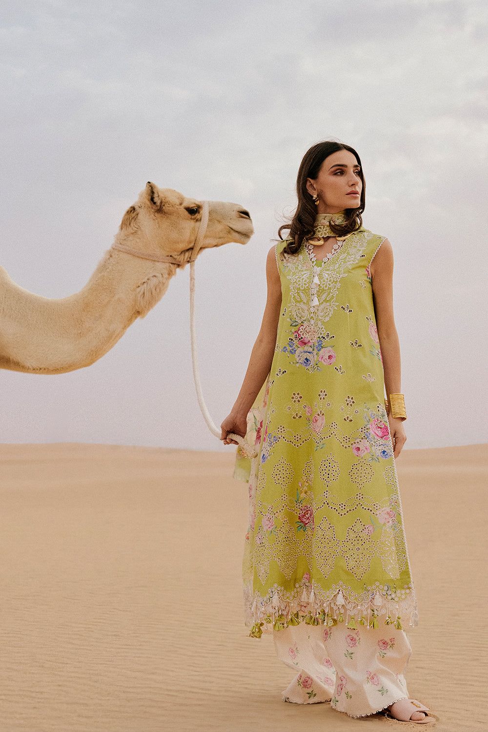 Saira Rizwan | Luxury Lawn 26 | NAVA-SRL26-08, image 4