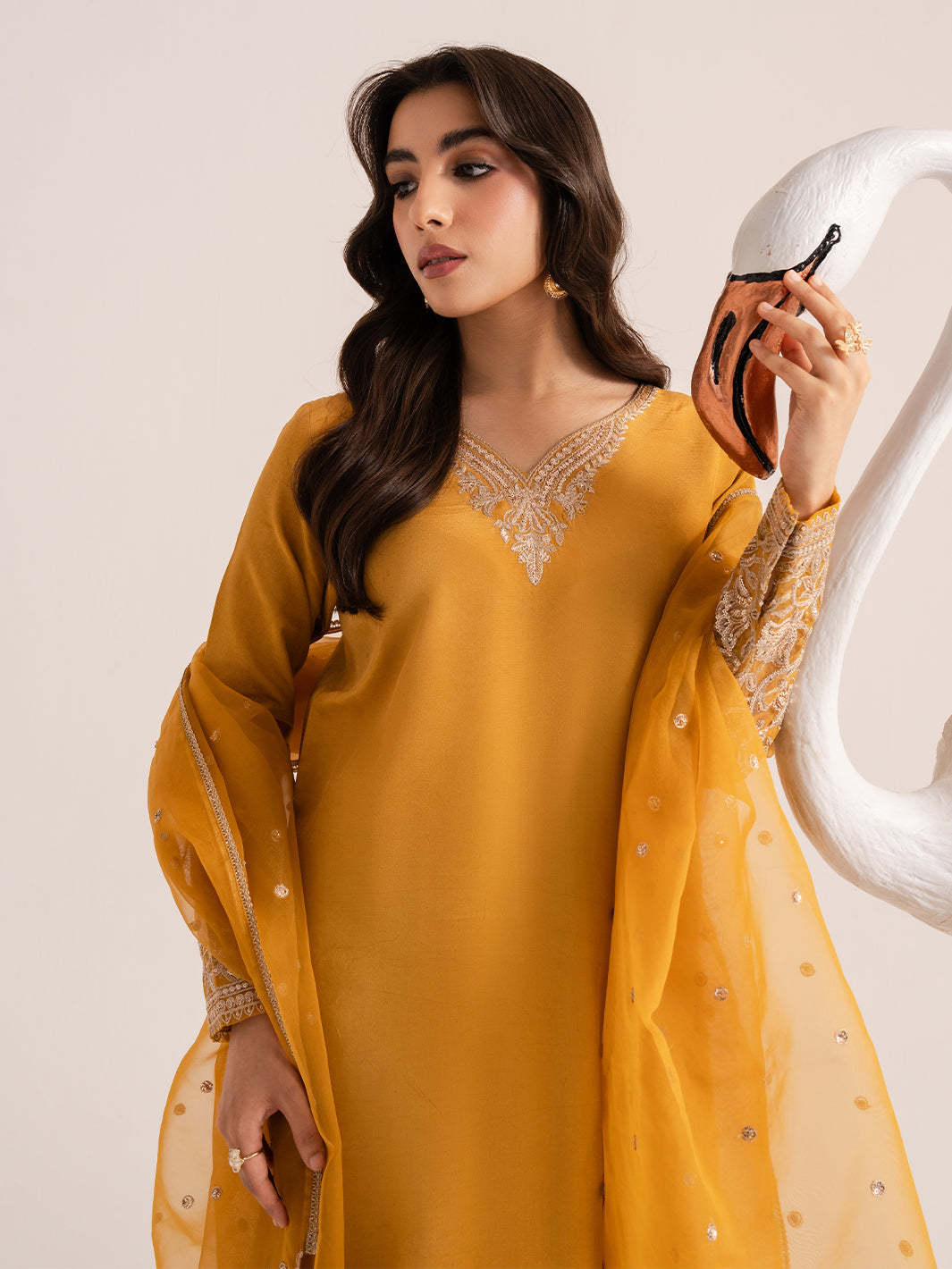 Izel | The Silk Chapter | Honeydew, image 4