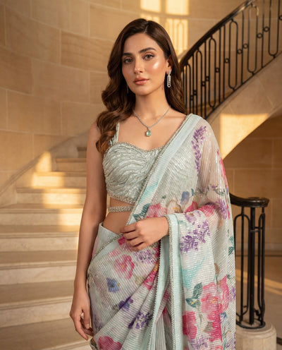 Threads and Motifs | Formal Outfits | 10577