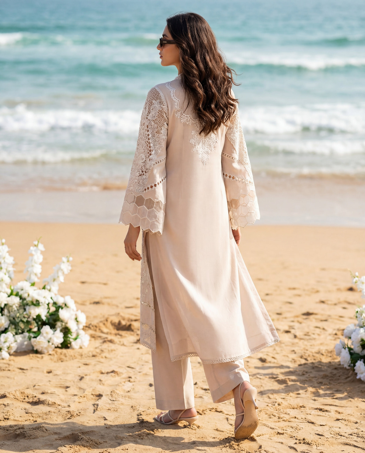Threads and Motifs | Formal Outfits | 10667, image 2