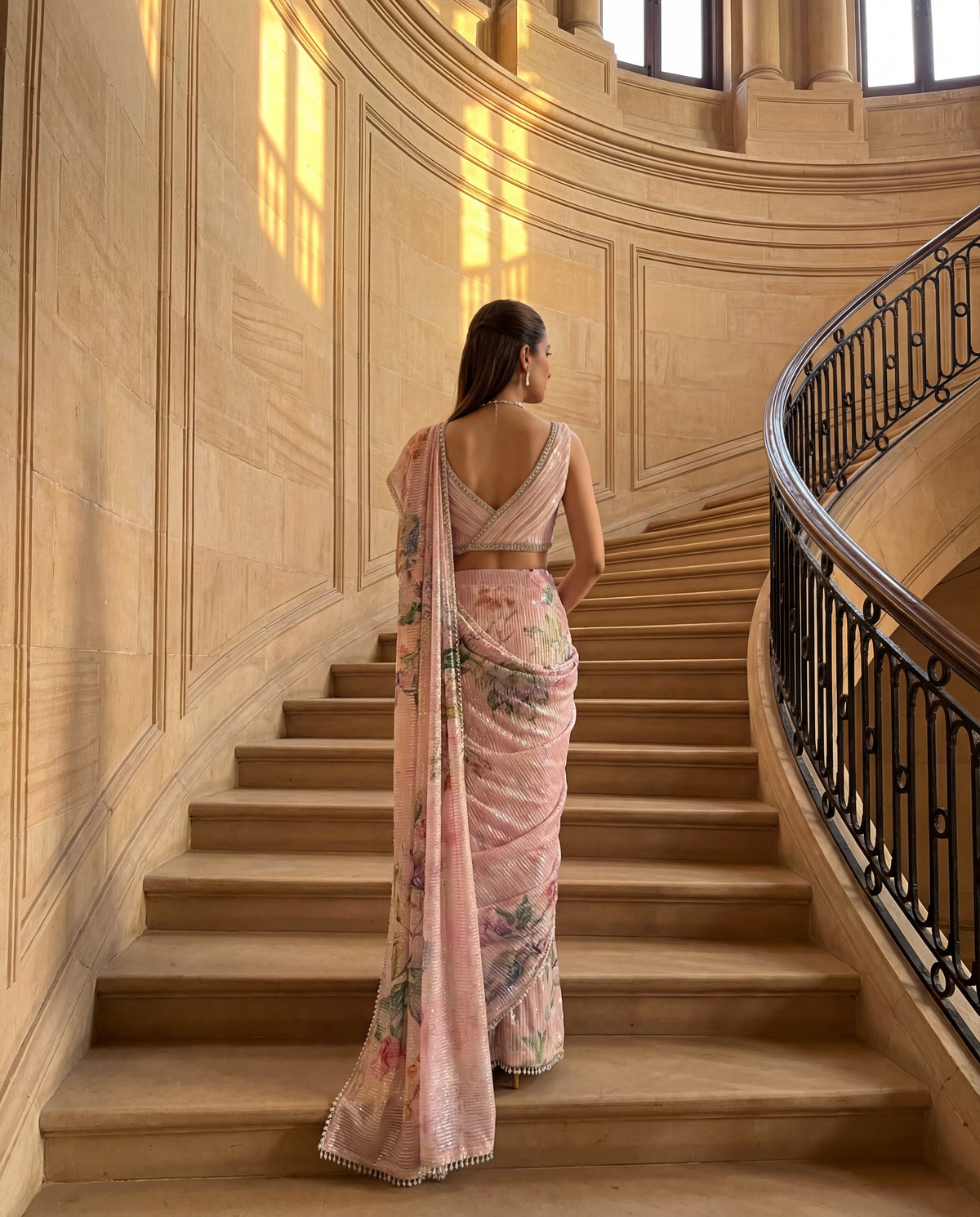 Threads and Motifs | Formal Outfits | 10578, image 2