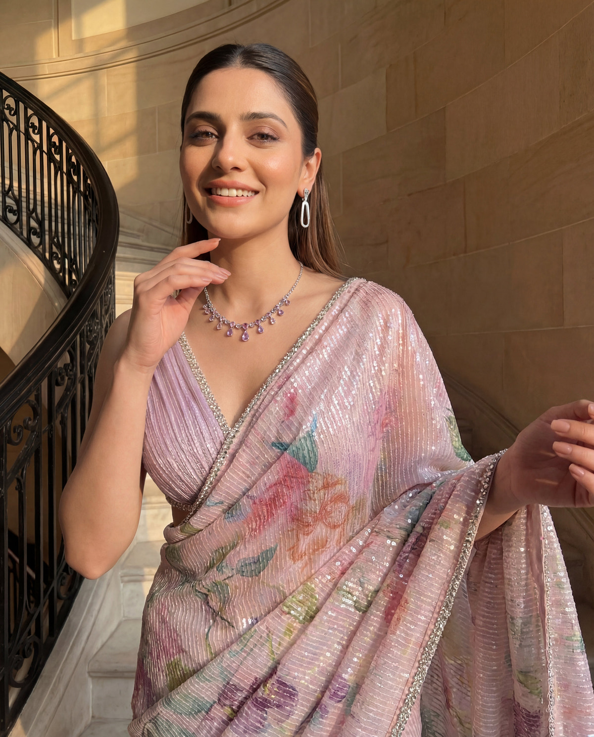 Threads and Motifs | Formal Outfits | 10578, image 3