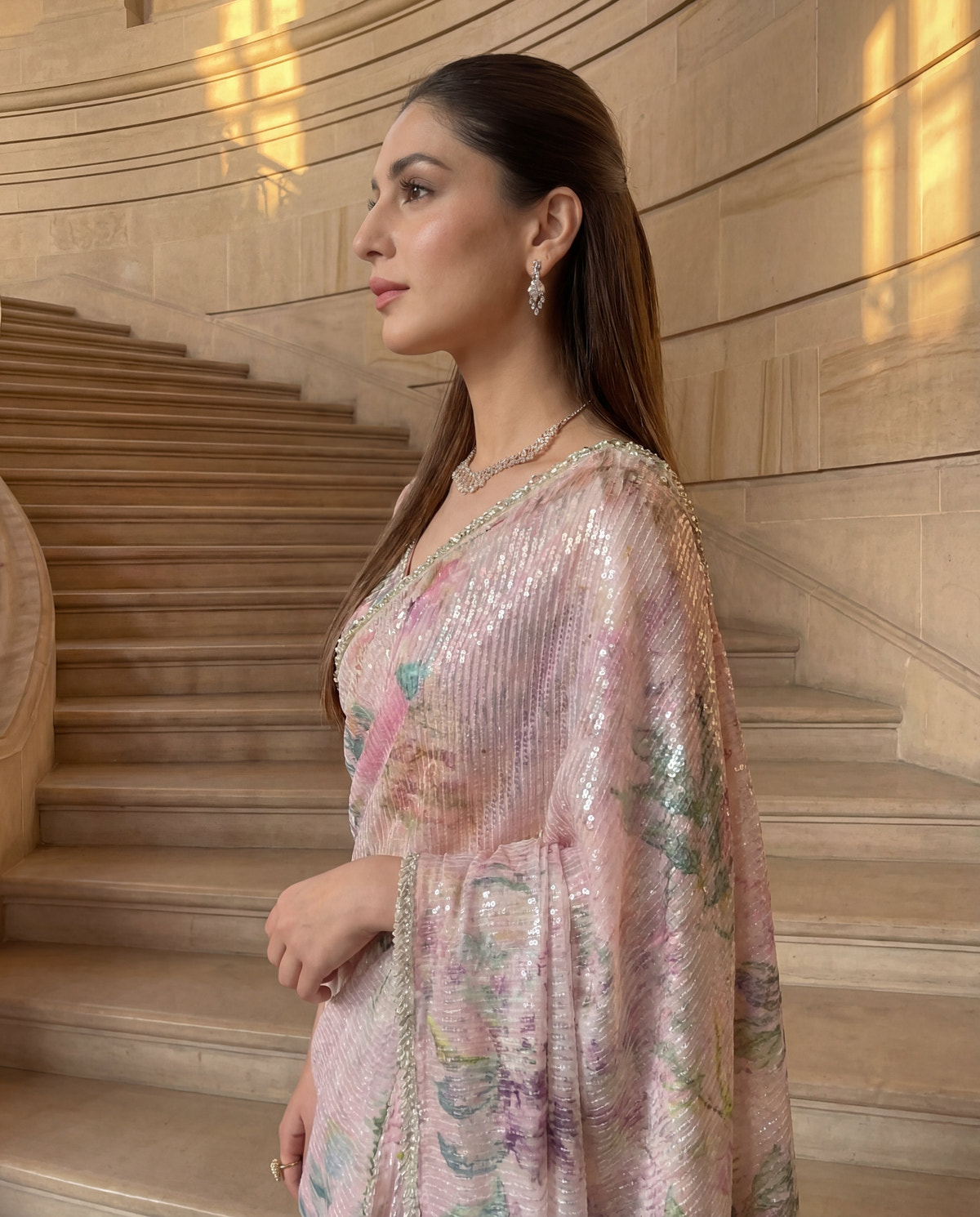 Threads and Motifs | Formal Outfits | 10578, image 4