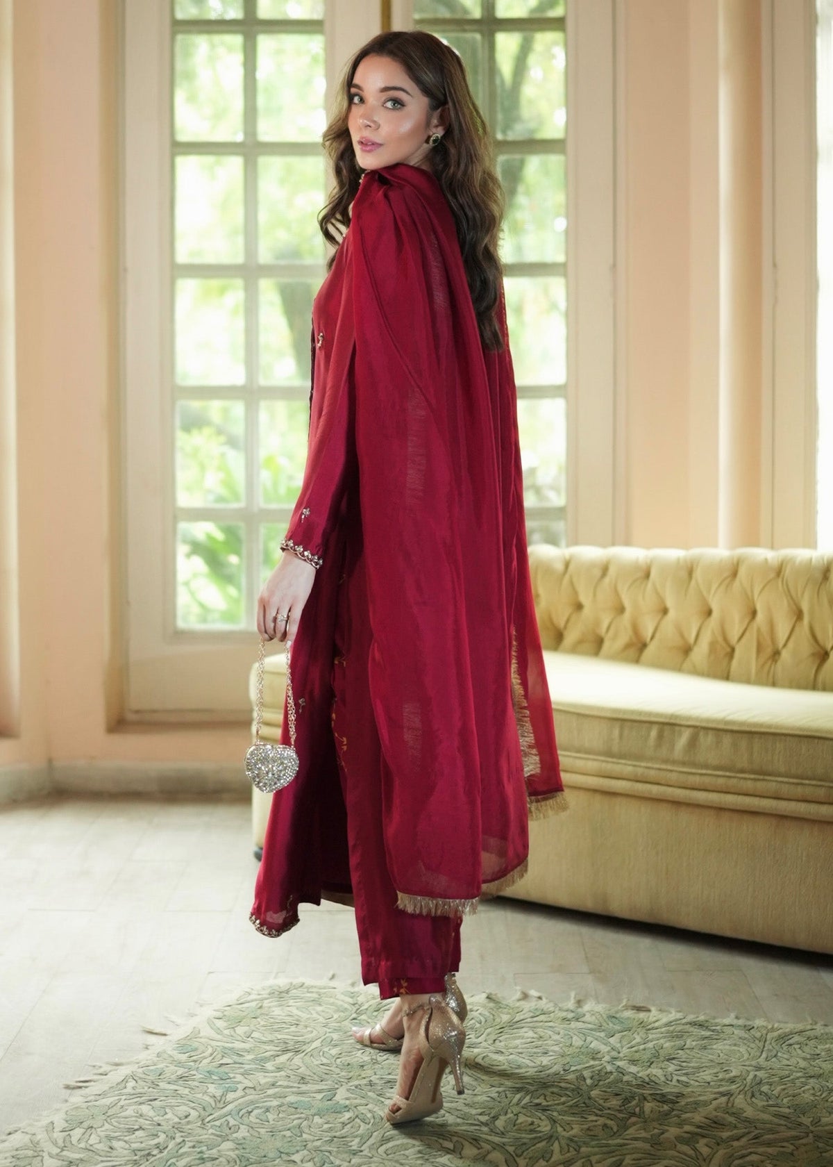 Mahum Asad | The Color Edit | VELORA, image 2