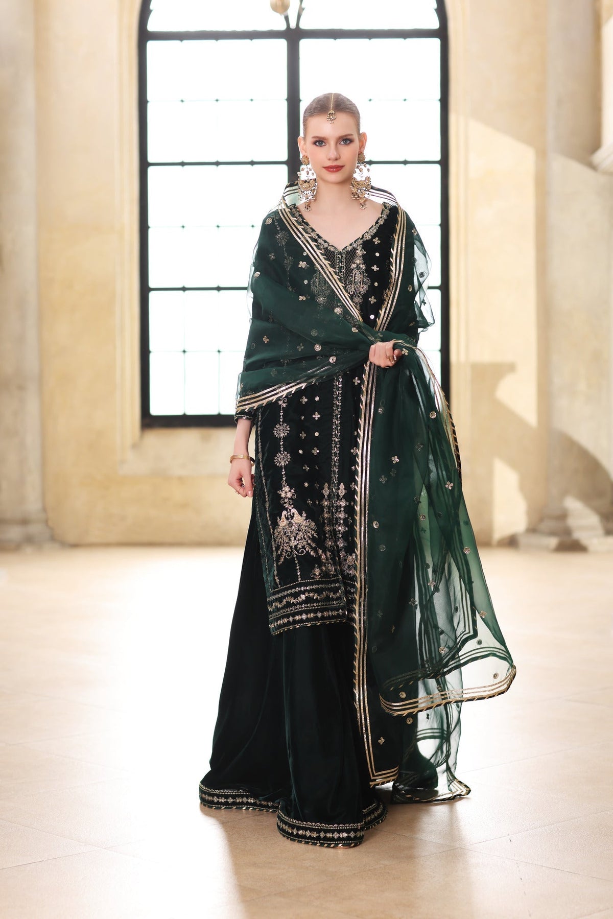 Noor by Saadia Asad | Handcrafted Velvet 25 |Zamurrud-2