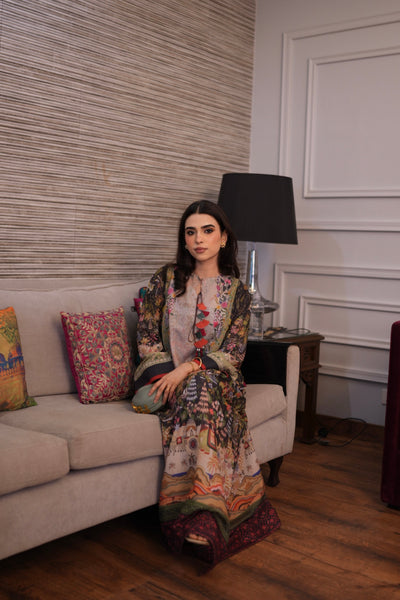 Muntaha | Luxury Kaftans | Zarvaan