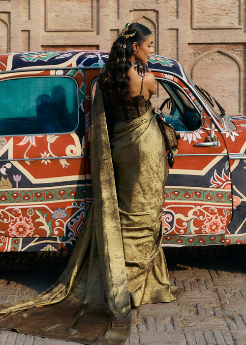 Laj by Lajwanti | Hath Kahani Wedding Formals 25 | Ridhi, image 2