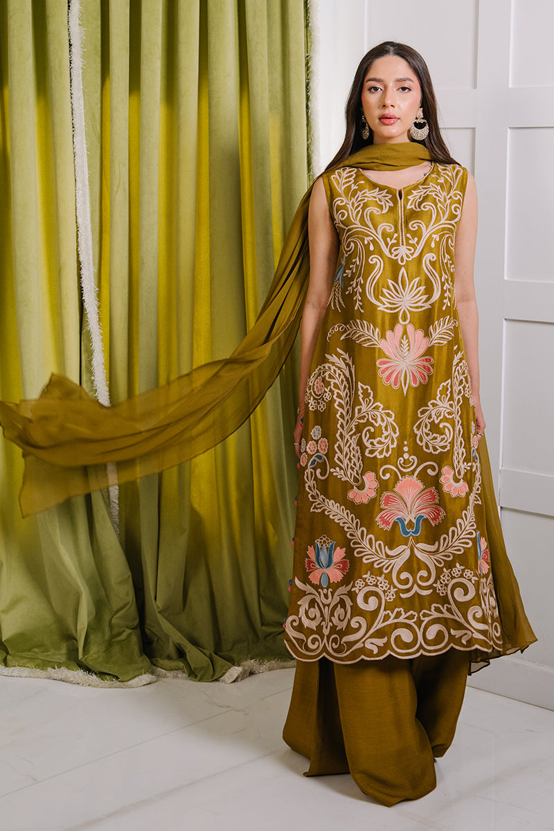 Mina Hasan | Signature Pret | La Boheme-5