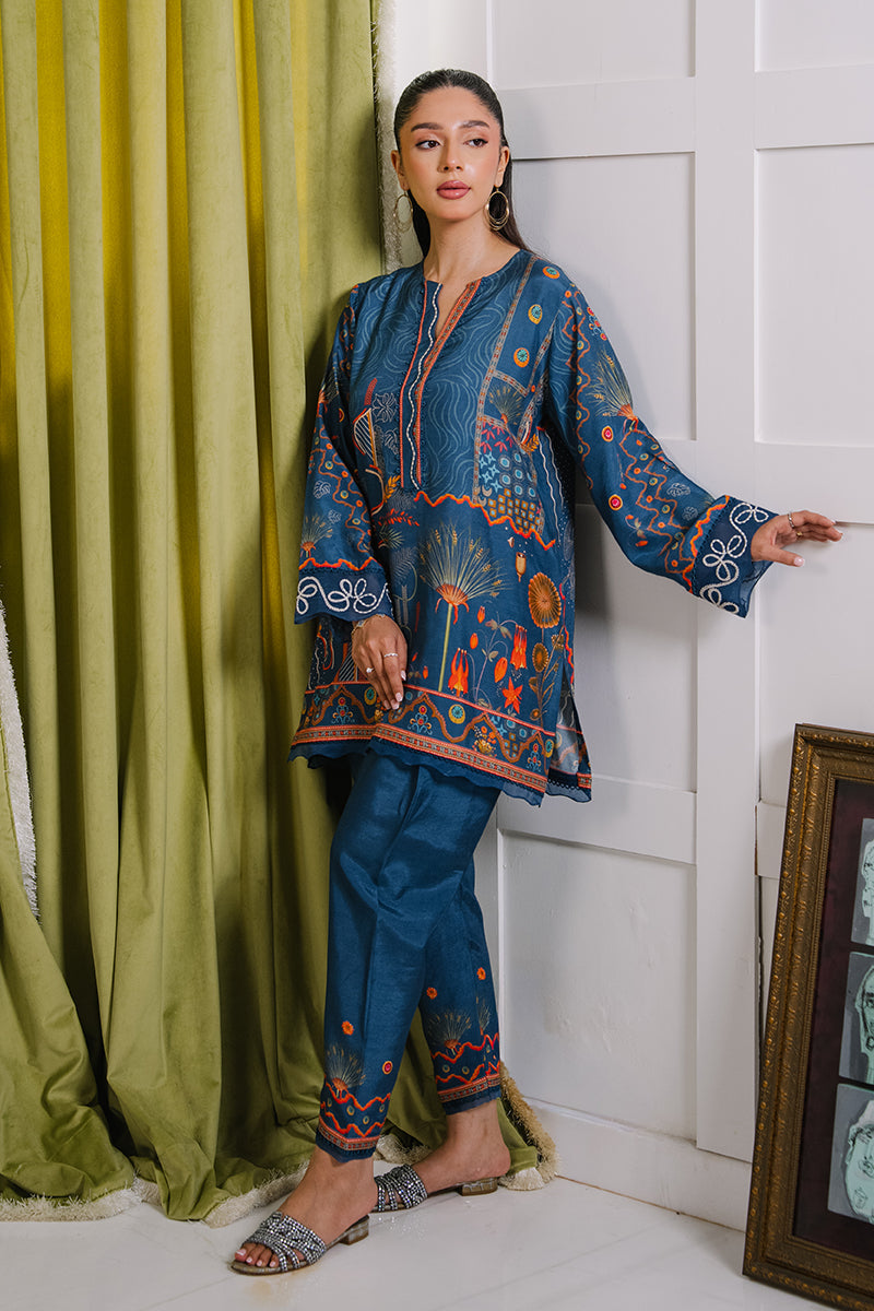 Mina Hassan | Signature Luxe 25 | Deep Teal Tapestry by Mina Hasan, image 4