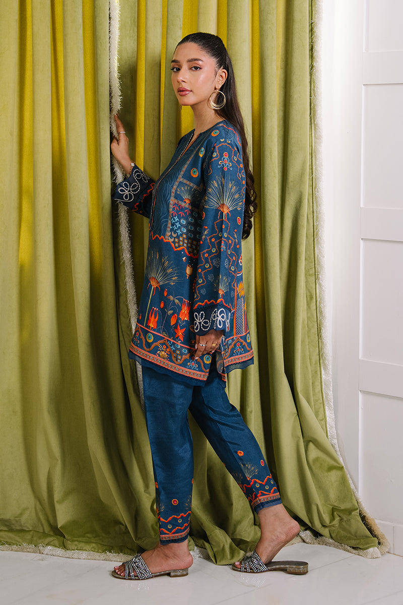 Mina Hassan | Signature Luxe 25 | Deep Teal Tapestry by Mina Hasan, image 5