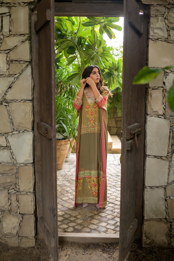 Layla Chatoor | Luxury Pret | Printed Kaftan, image 2