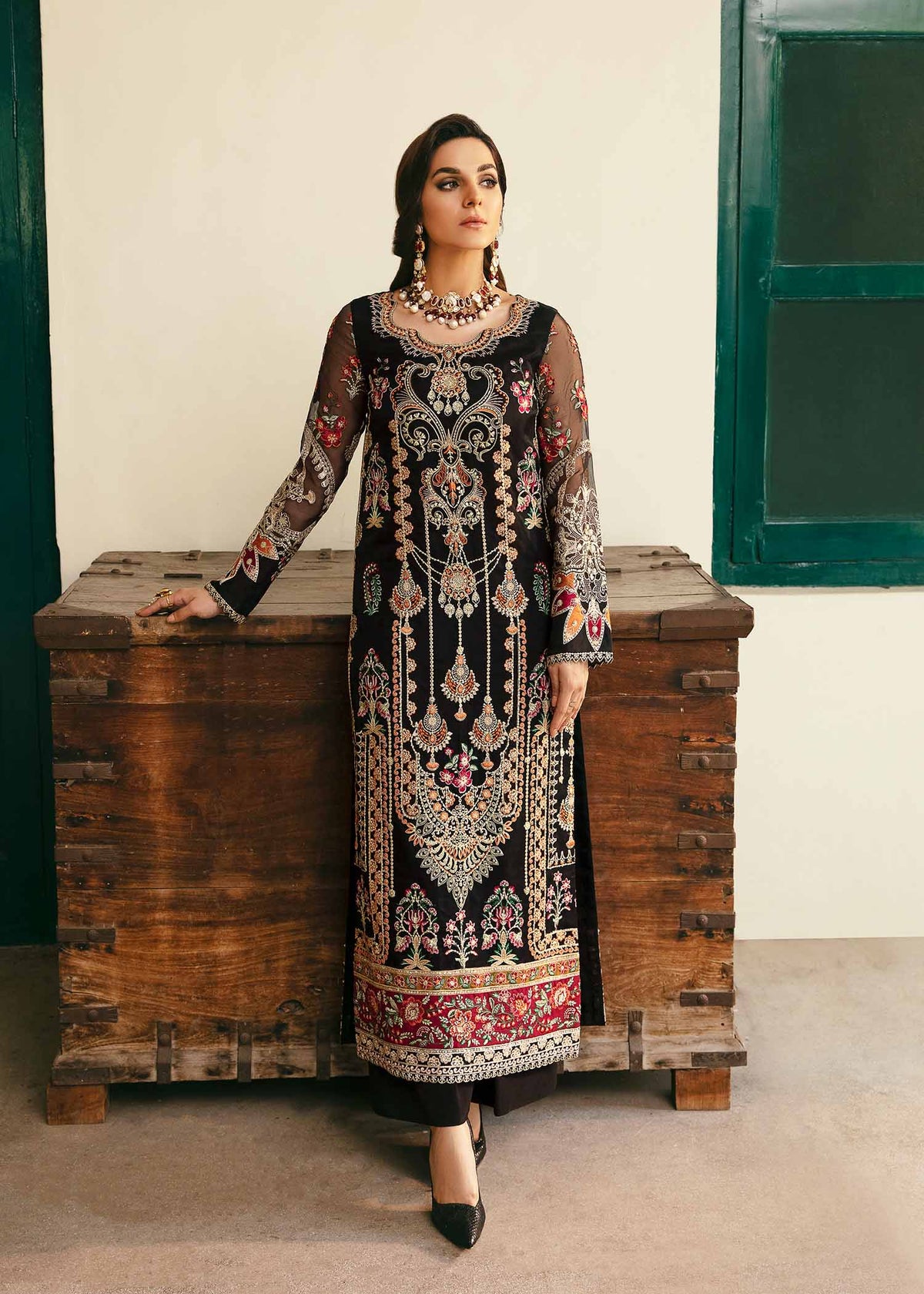 Akbar Aslam Amari organza formal suit, photo 4