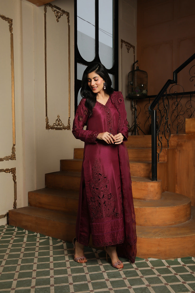 Muntaha | Baad e Saba | Alizay - Maroon by Muntaha by Shanzay Fahad, image 2