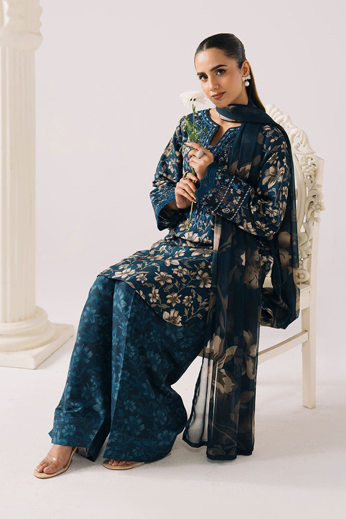 Imrozia Premium | Floral Atelier Lawn | IPL-13 Petal Haze, image 4