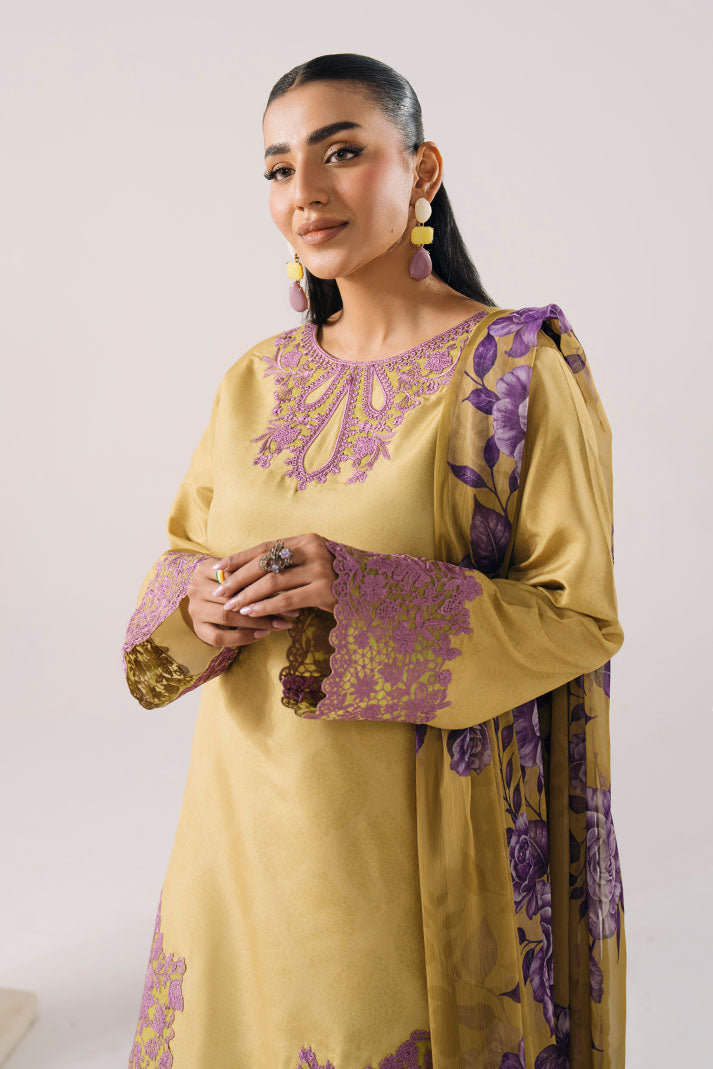 Imrozia Premium | Floral Atelier Lawn | IPL-15 Ethereal Bloom, image 3