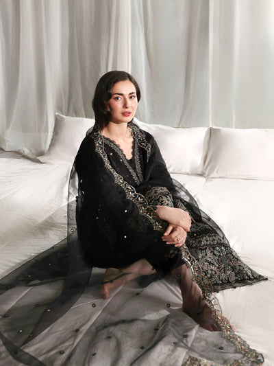 Allys | Janaan Eid Edit 26' | Iris