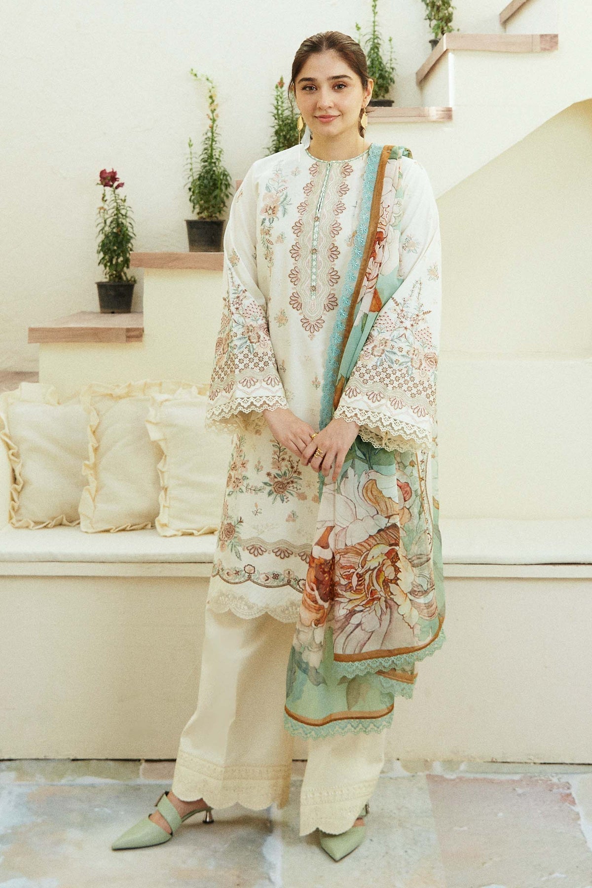 Zara Shahjahan | Coco Lawn Eid Edit 24 | IVORY-D10 by Designer Zara Shahjahan - House of Maryam - Pakistani Designer Ethnic Wear in {{ shop.shopifyCountryName }}