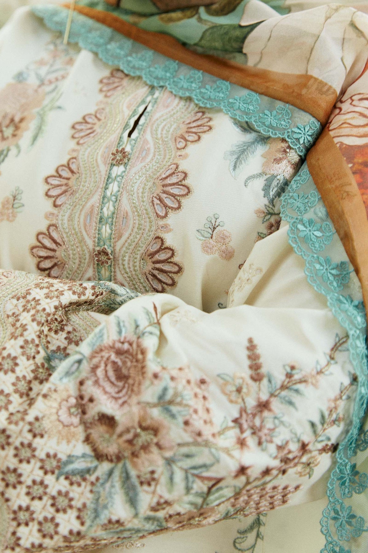 Zara Shahjahan | Coco Lawn Eid Edit 24 | IVORY-D10 -  Zara Shahjahan Luxury - Original Designer Dress - House of Maryam