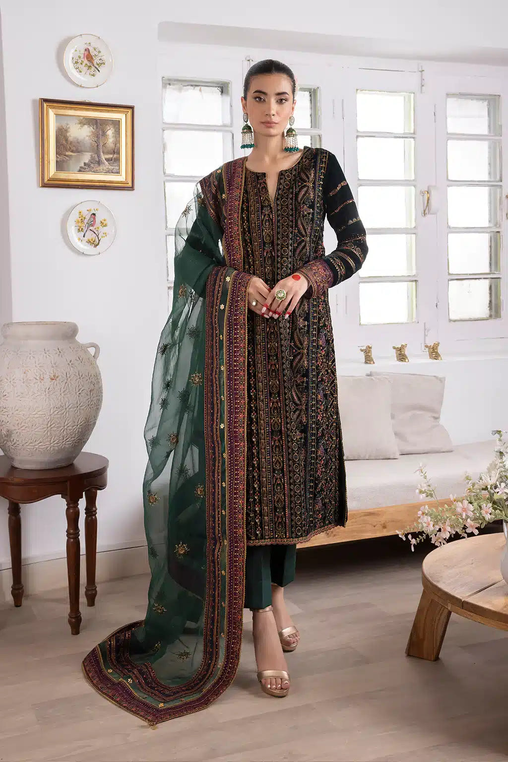 Iznik | Festive Velvet 23 | IV-22 HUSHAIMA -  Iznik Formal - Original Designer Dress - House of Maryam