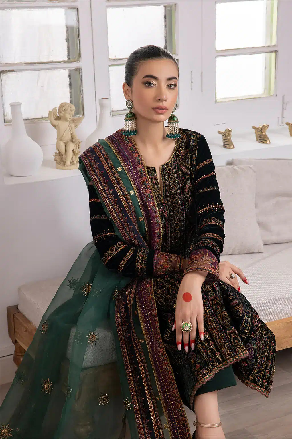 Iznik | Festive Velvet 23 | IV-22 HUSHAIMA -  Iznik Formal - Original Designer Dress - House of Maryam