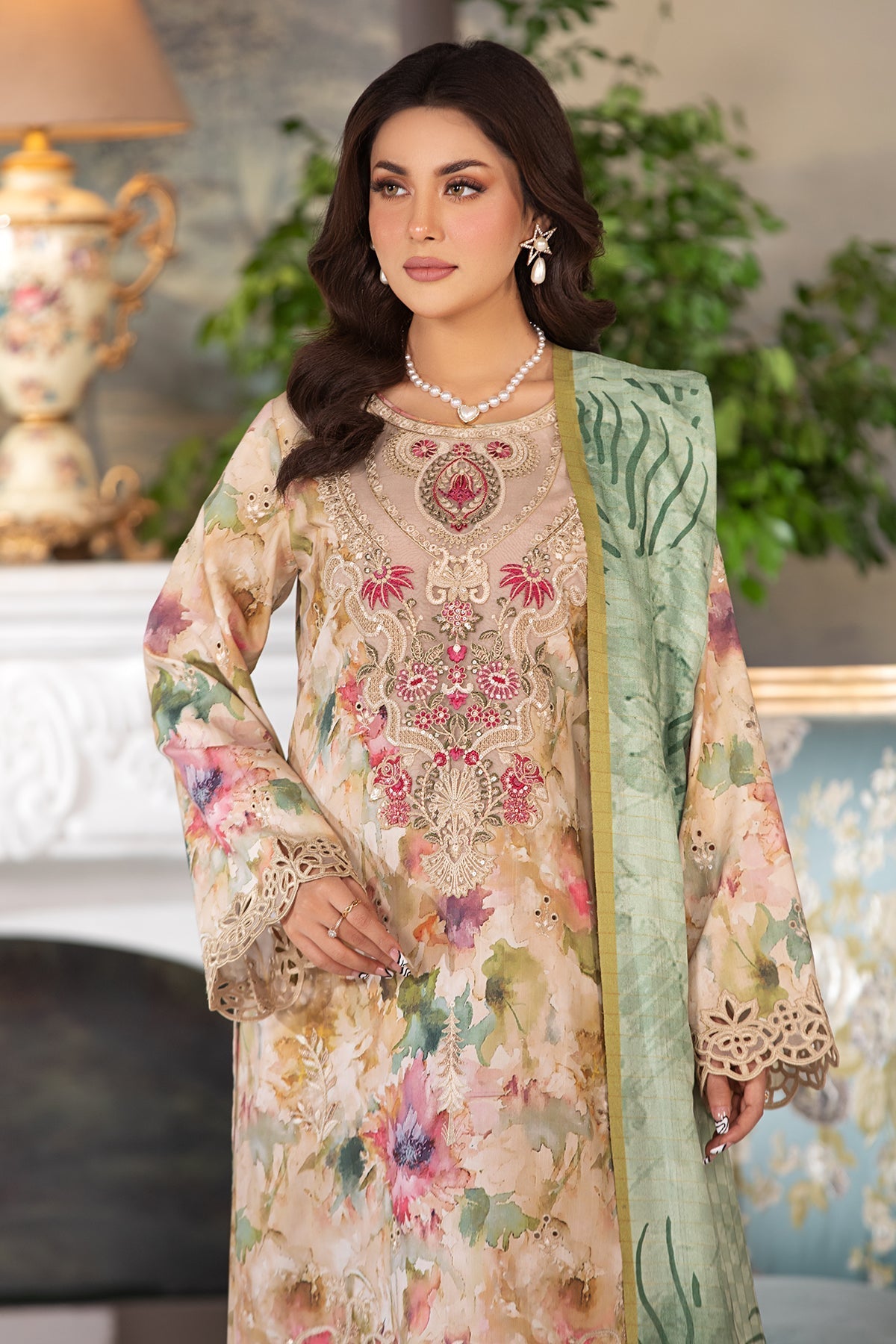 Imrozia Premium | Masakali Winter Pret | I.P-85 Resham by Designer Imrozia Premium - House of Maryam - Pakistani Designer Ethnic Wear in {{ shop.shopifyCountryName }}