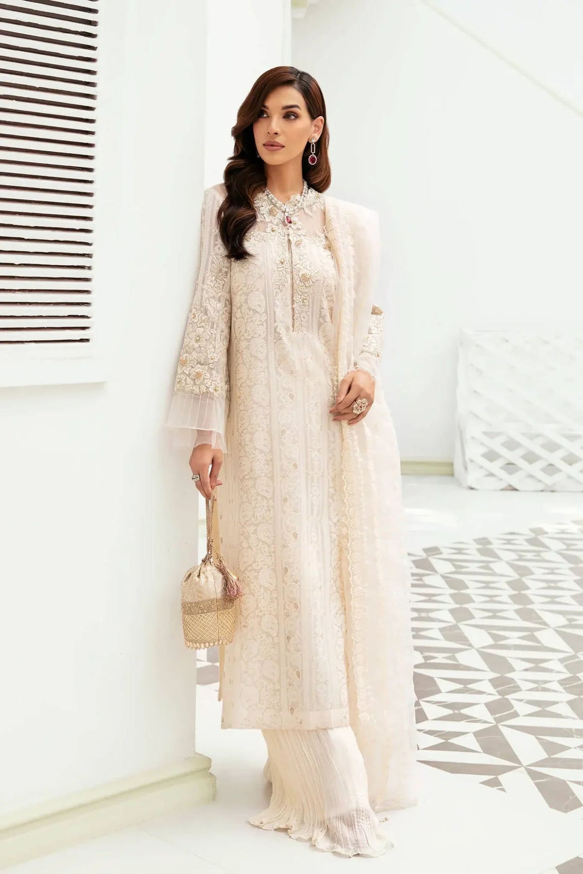 Musferah Saad | Viva La Vida | Ivory Sensation, image 3