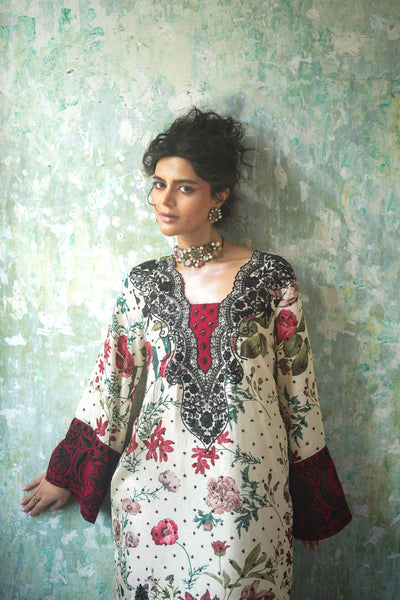 Zainab Chottani | Summer Edition 26 | Ivory Meadow