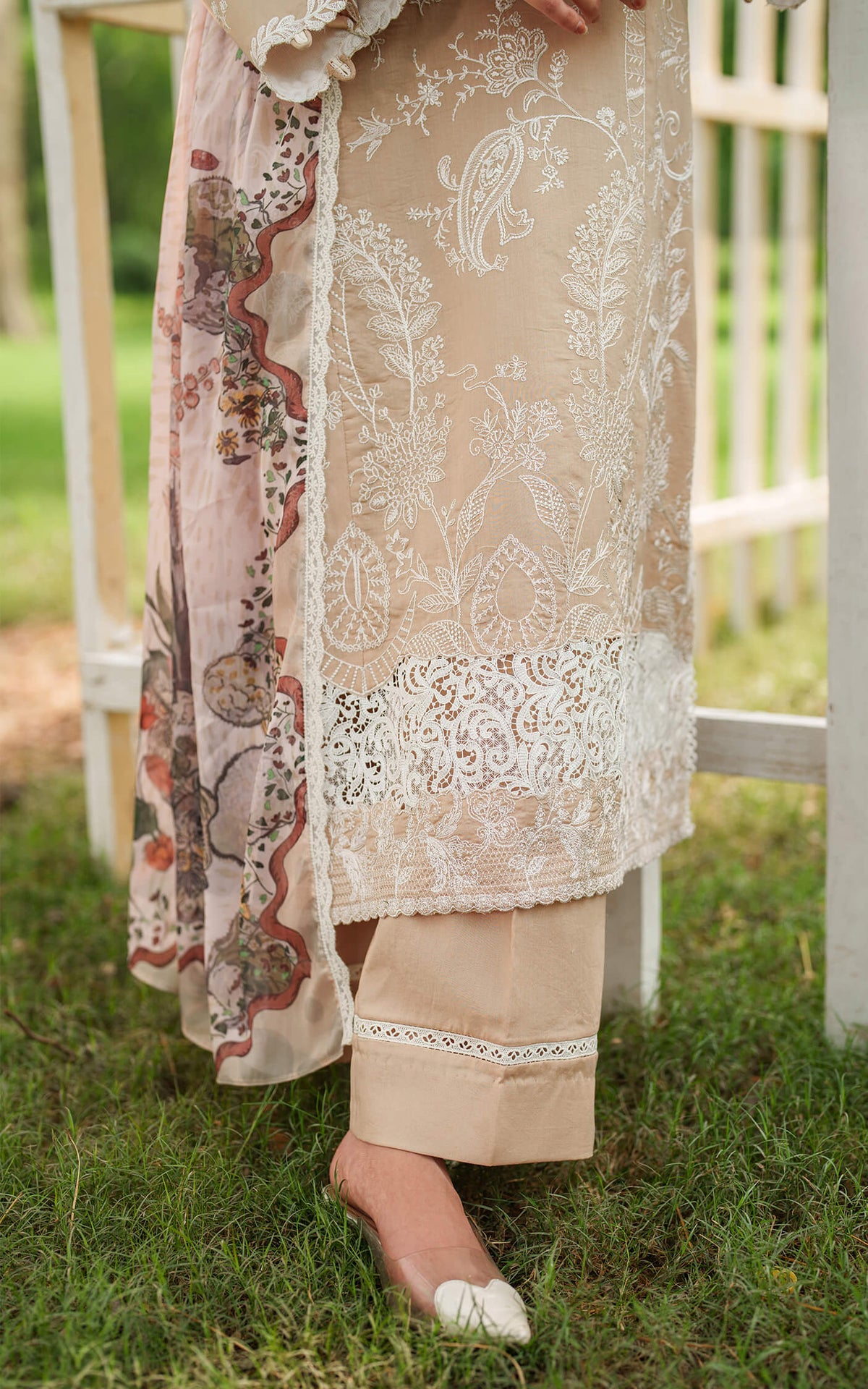 Asifa and Nabeel | Eden Cambric 25 | Ivory Haze ECU25-03 -  Asifa and Nabeel Ladies Clothes - Original Designer Dress - House of Maryam