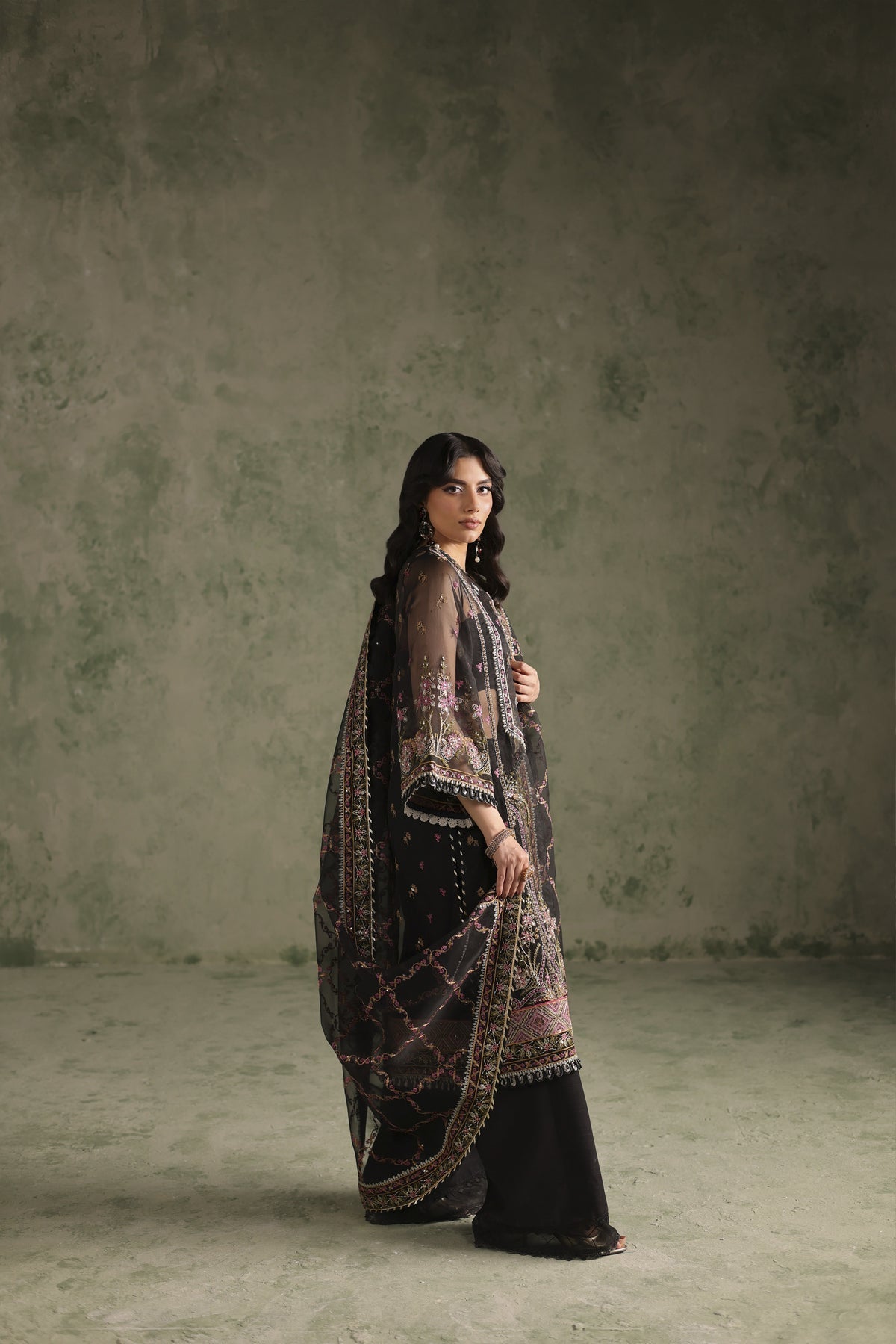 Imran Ramzan | Esmeree Wedding Formals | Ivresse Encanto, image 4