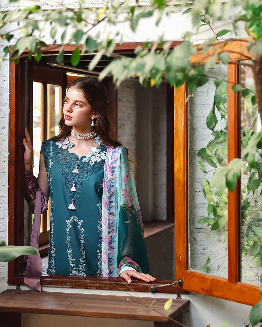 Mushq | The Secret Garden Lawn | Ivy Spell, image 4