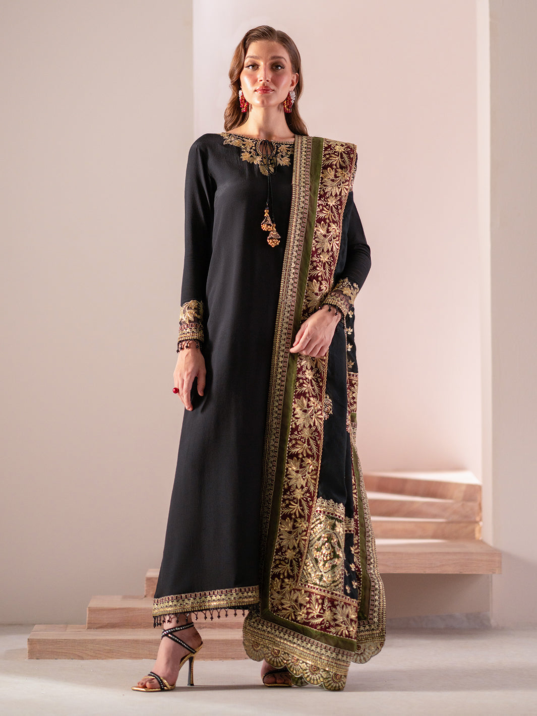 Izel | Stardust Luxury Collection | SLC-013-Echo by Designer Izel - House of Maryam - Pakistani Designer Ethnic Wear in {{ shop.shopifyCountryName }}